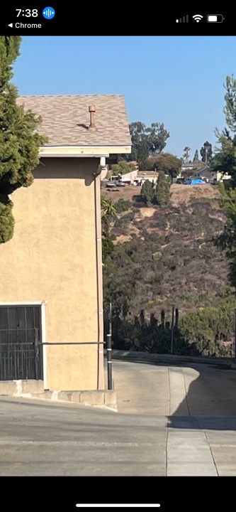 6506 Lanston St in San Diego, CA - Foto de edificio