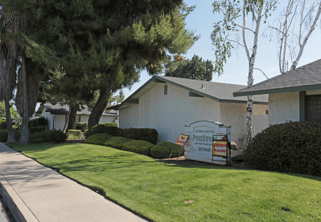 Peachwood Apartments in Clovis, CA - Building Photo - Building Photo