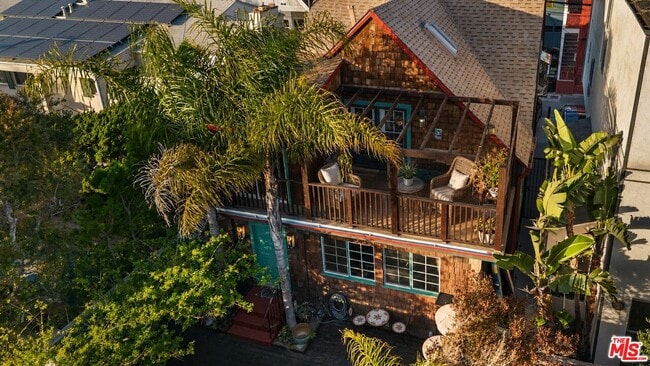 804 Pacific Ave in Venice, CA - Building Photo - Building Photo