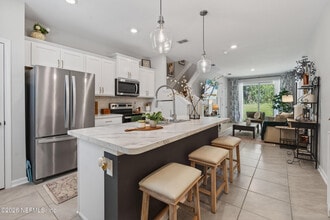 4915 Nebula Ln in Jacksonville, FL - Building Photo - Building Photo