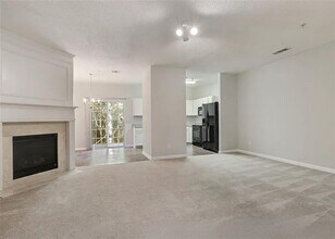 924 Magnolia Leaf Dr in Woodstock, GA - Building Photo - Building Photo