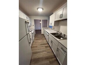 4625 Minnetonka Blvd in Minneapolis, MN - Building Photo - Building Photo
