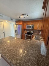 5067 NW 5th St in Miami, FL - Building Photo - Building Photo
