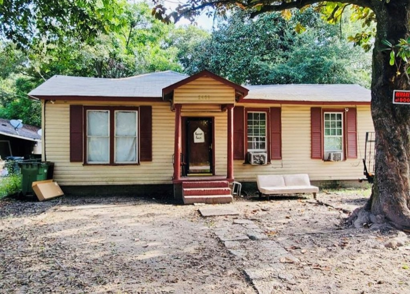 2409 Garden Ave in Columbus, GA - Foto de edificio