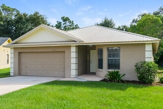 1657 Sunburst Way in Kissimmee, FL - Building Photo - Building Photo
