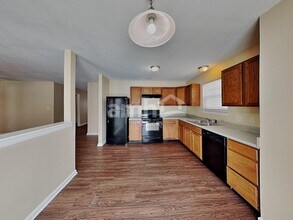 5904 Jackie Ln in Indianapolis, IN - Building Photo - Building Photo