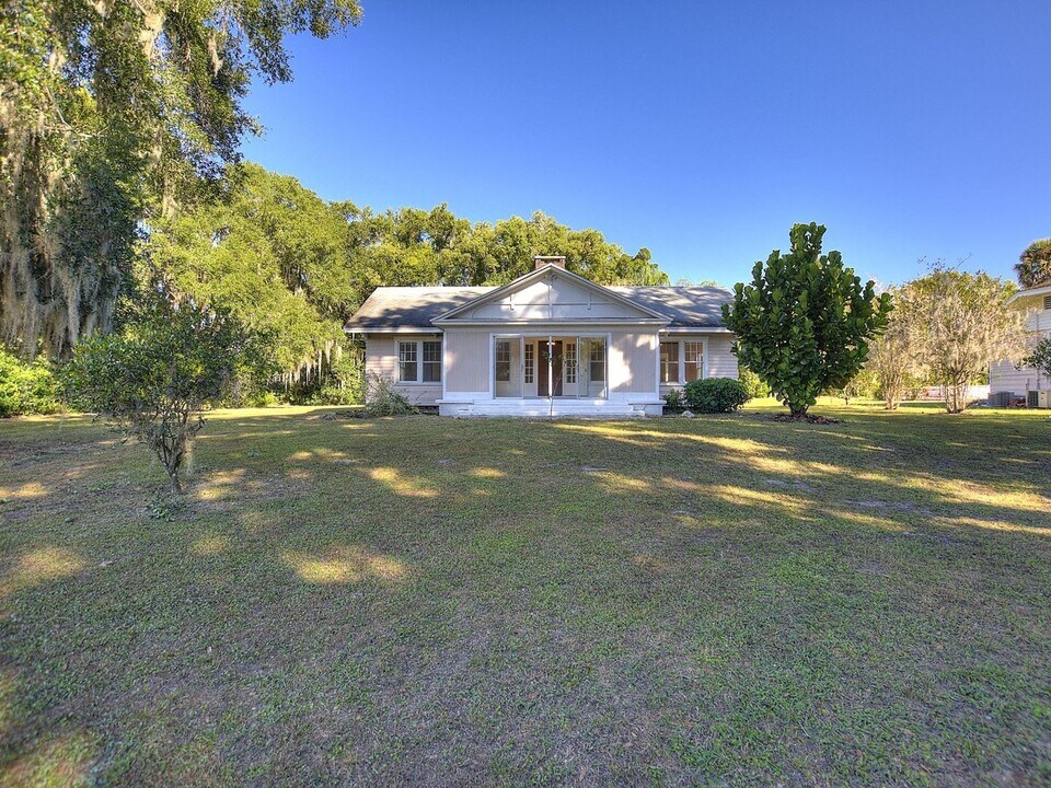 539 Lake Ave in Maitland, FL - Building Photo