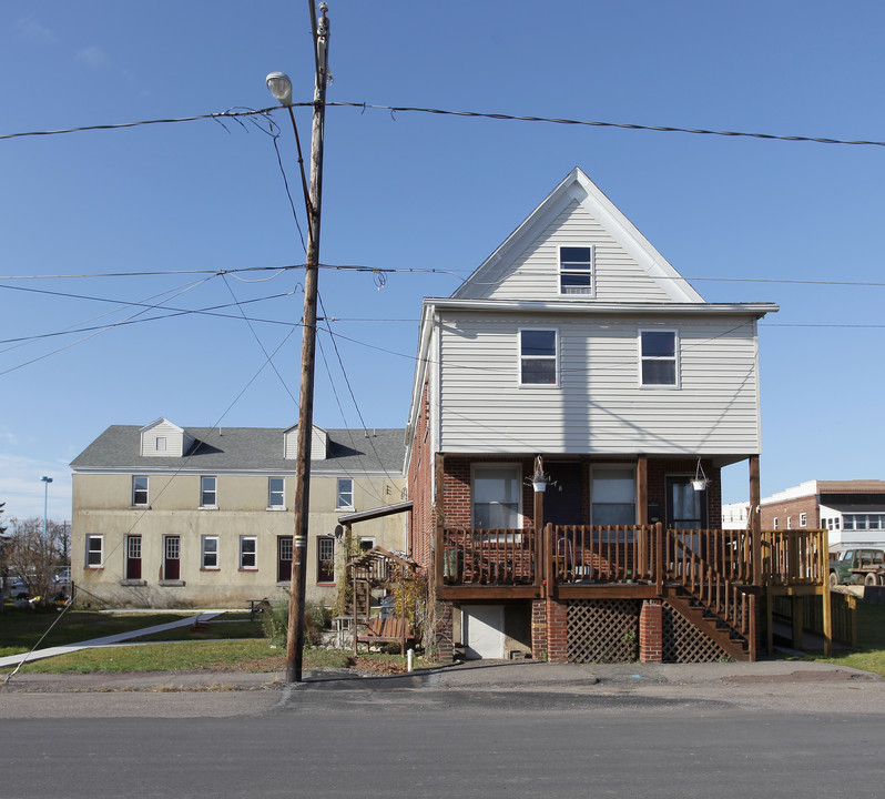 178 Washington St in Freeland, PA - Building Photo