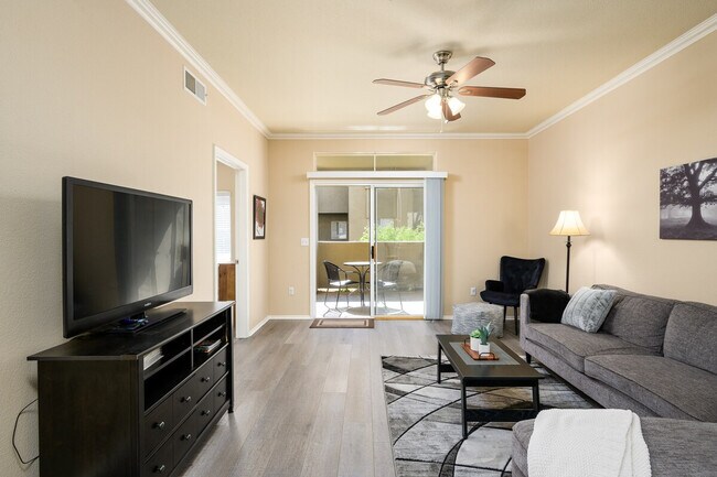 5335 E Shea Blvd in Scottsdale, AZ - Building Photo - Building Photo