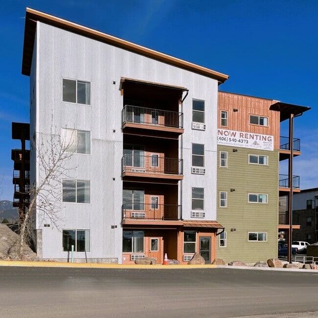 Grant Creek Village Apartments