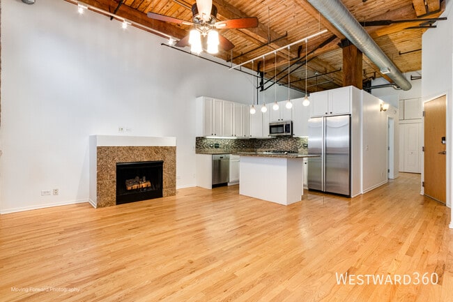 1550 S Indiana Ave in Chicago, IL - Building Photo - Building Photo
