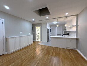 100-03 Ascan Ave in Queens, NY - Building Photo - Building Photo