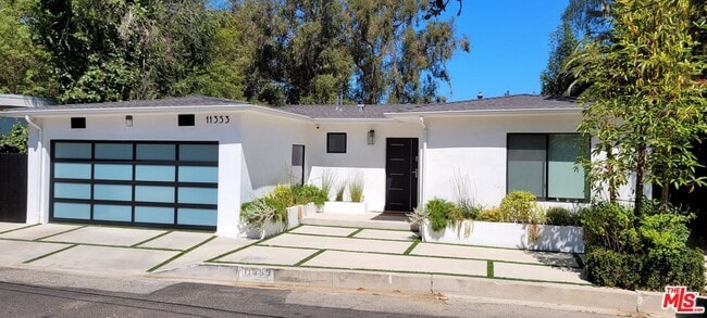 11353 Brill Dr in Los Angeles, CA - Building Photo - Building Photo