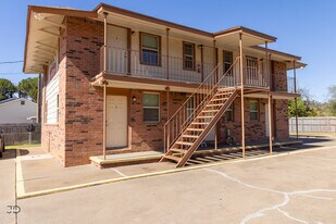 1704 Fairfax Ave in Wichita Falls, TX - Building Photo