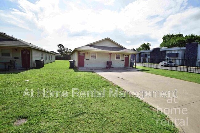 property at 6018 S Newport Ave