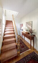 214 W South St, Unit Apartment 2 in Charlottesville, VA - Building Photo - Building Photo