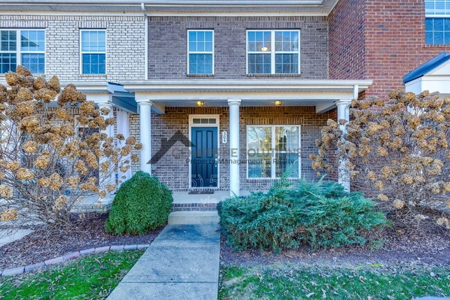 property at 304 Oldbury Ln