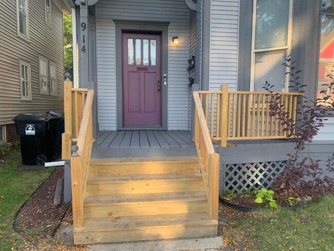 914 Wisconsin Ave, Unit 2