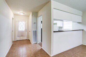 6730 Prairie Village Dr in Katy, TX - Building Photo - Building Photo