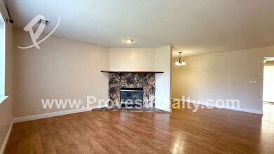 18179 Country Glen Ln in Victorville, CA - Building Photo - Building Photo