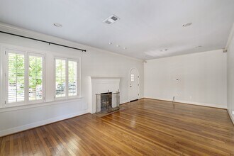 2807 Lafayette St in Houston, TX - Building Photo - Building Photo