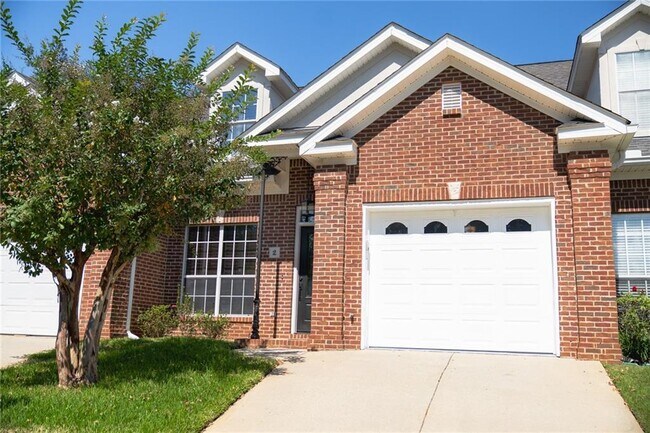 211 West Dr