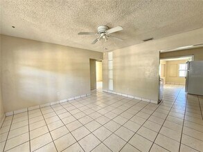 2235 Lakeview St in Lakeland, FL - Building Photo - Building Photo
