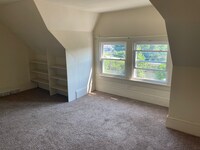 241 N Thomas St photo'