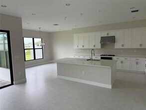 20119 Pacific Dunes Dr in Boca Raton, FL - Foto de edificio - Building Photo