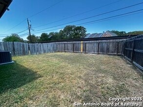 5245 Gawain Dr in San Antonio, TX - Building Photo - Building Photo