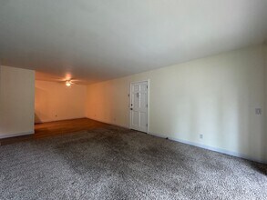 2312 Hosp Way in Carlsbad, CA - Building Photo - Building Photo