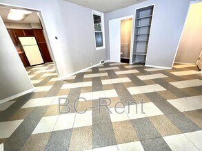 1124 4th Ave in Beaver Falls, PA - Building Photo - Building Photo