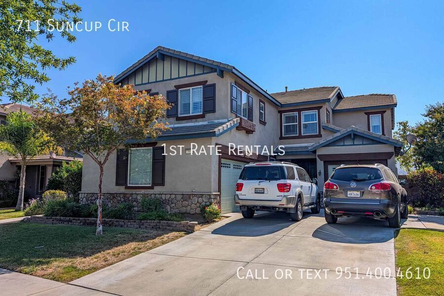 711 Suncup Cir in Hemet, CA - Building Photo