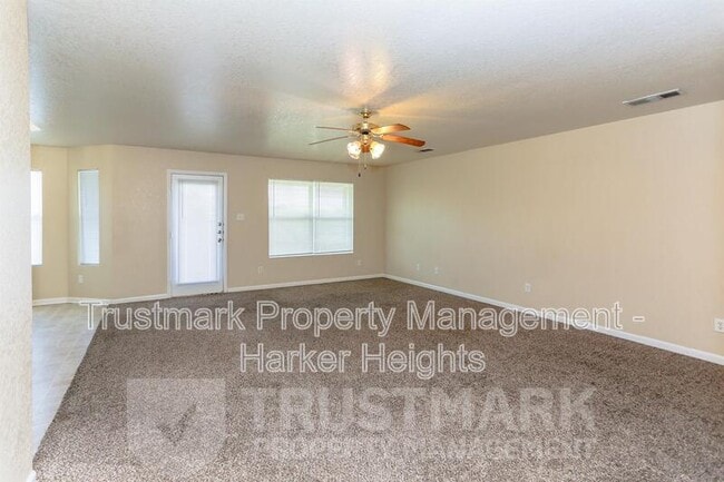 3907 Deputy Dr in Killeen, TX - Building Photo - Building Photo