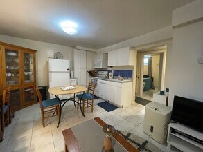 56 Hobson St, Unit G in Boston, MA - Building Photo - Building Photo