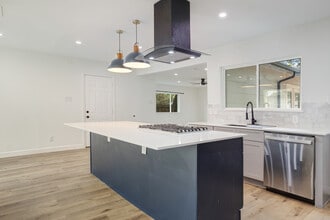 110 Glenn Ave in Rockwall, TX - Building Photo - Building Photo