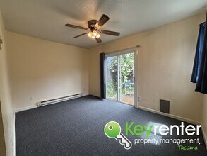 1224 N Oakes St in Tacoma, WA - Building Photo - Building Photo