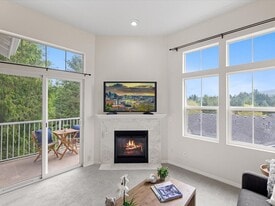 5256 236th Pl SE in Issaquah, WA - Building Photo