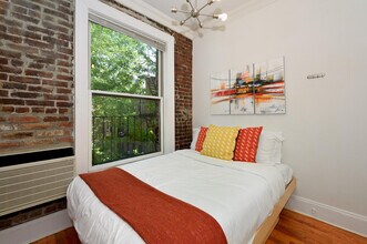 659-611 11th Ave in New York, NY - Building Photo - Building Photo