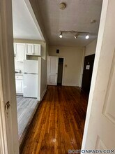 126 Warren St in Boston, MA - Foto de edificio - Building Photo