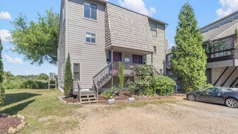 9506 13th Bay St in Norfolk, VA - Building Photo