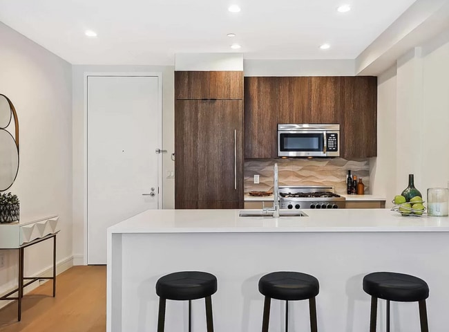 property at 695 6th Ave