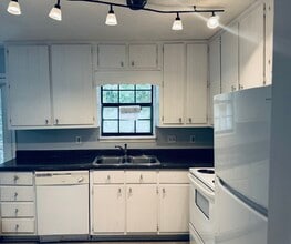 2645 Parkside Way in Snellville, GA - Building Photo - Building Photo
