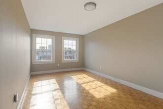 14 Chestnut St, Unit 4 in Boston, MA - Building Photo - Building Photo