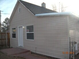 935 Hayes N Ave, Unit D in Pocatello, ID - Building Photo