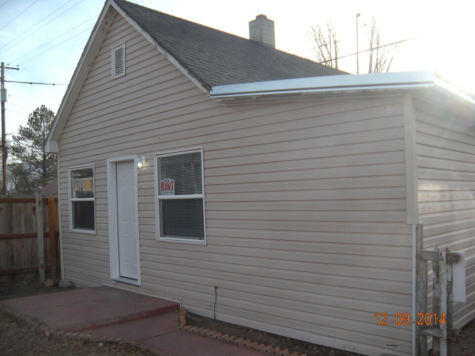 935 Hayes N Ave, Unit D in Pocatello, ID - Foto de edificio