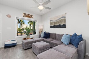 48520-49402-49402 E Ocean Blvd in Port Isabel, TX - Building Photo