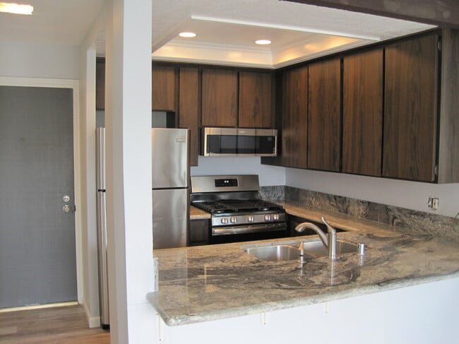 property at 17092 Pacific Coast Hwy