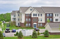 River Hills Apartments in Fond du Lac, WI - Foto de edificio - Building Photo