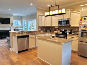 6527 Sanctuary Trl in Saugatuck, MI - Building Photo - Building Photo